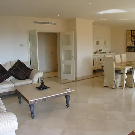 Stylish 4 Bedroom Penthouse Just Steps From Bahia Apartment